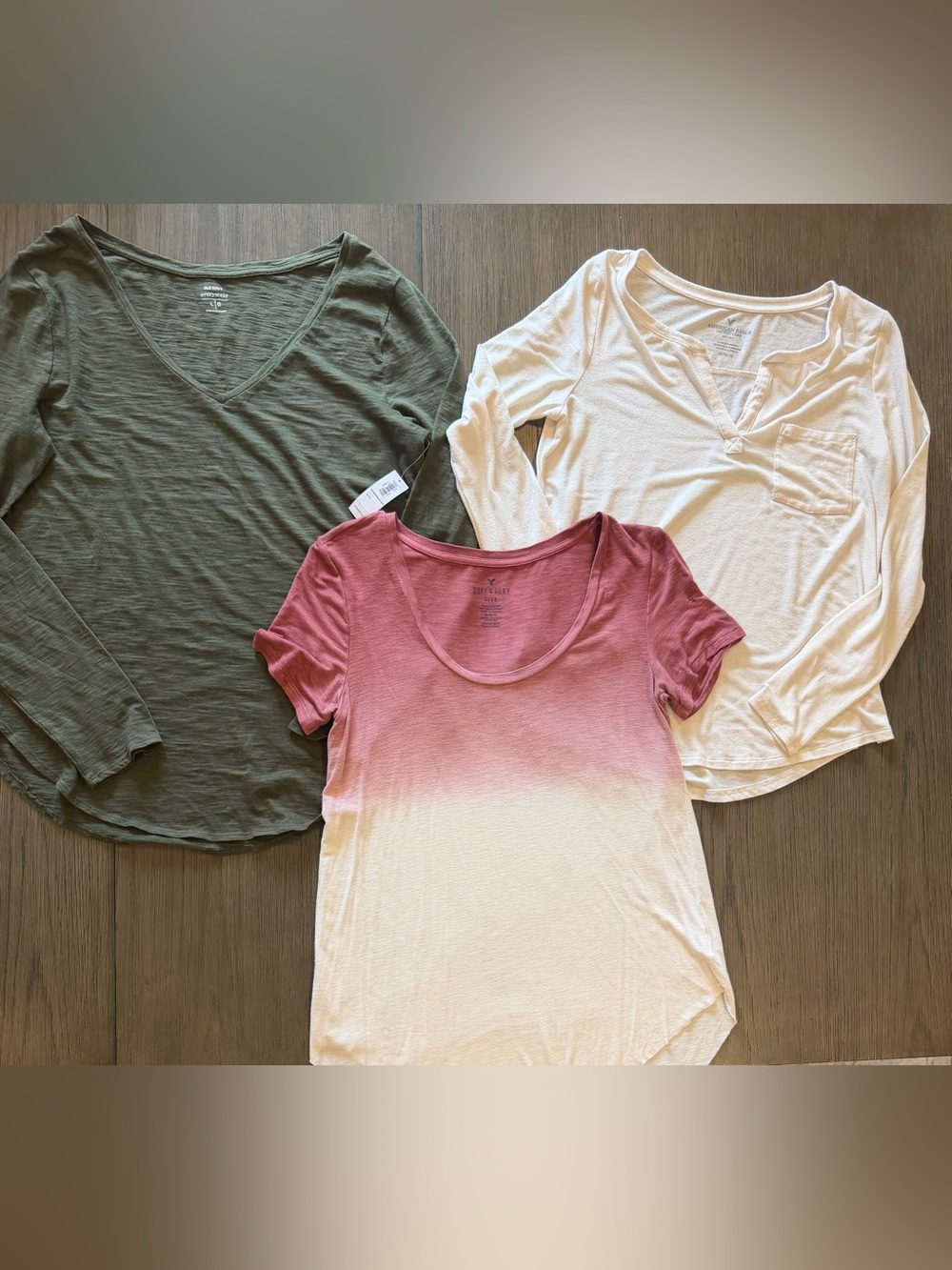 American Eagle Outfitters Pink-to-Cream Ombre Scoop Neck Tee